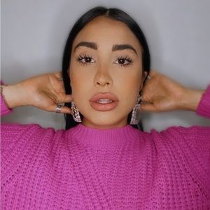 Meet your Posher, Sandy